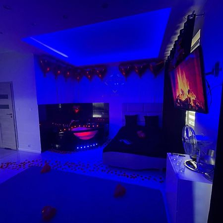 Mp Apartament Bialystok Jacuzzi エクステリア 写真