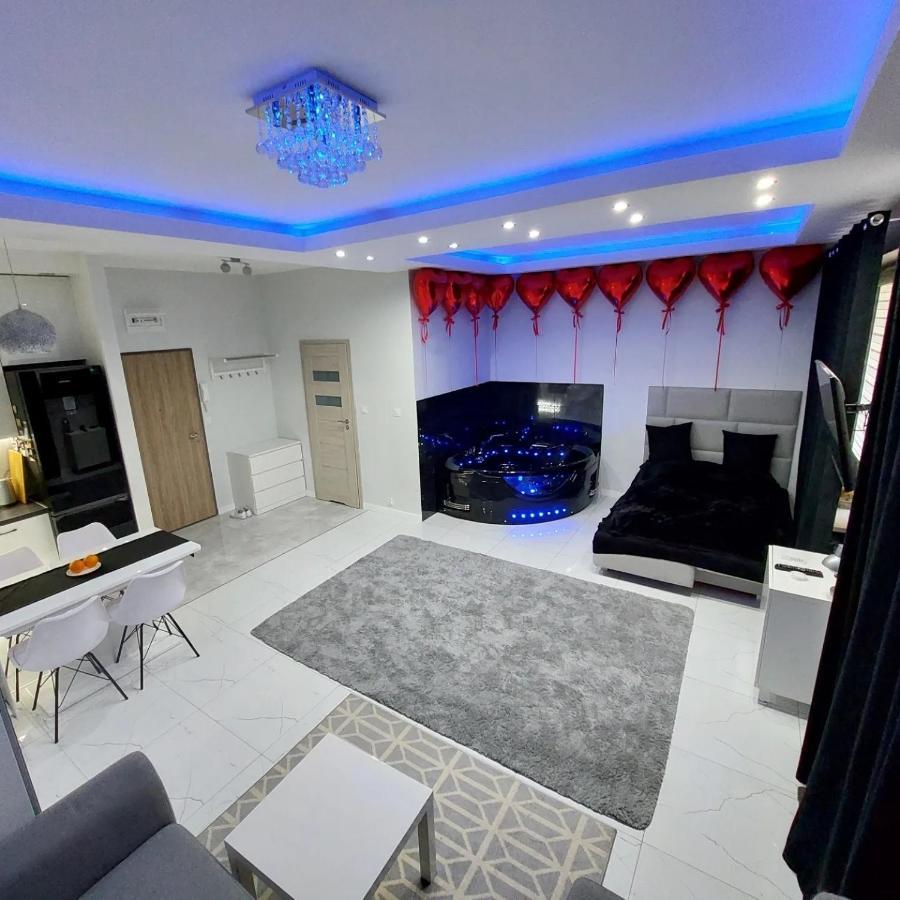 Mp Apartament Bialystok Jacuzzi エクステリア 写真