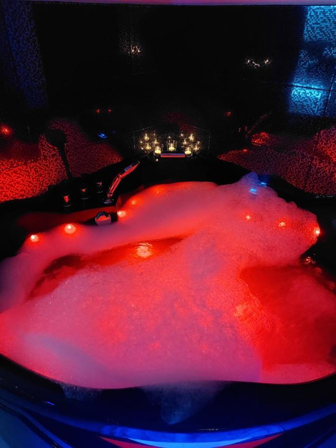 Mp Apartament Bialystok Jacuzzi エクステリア 写真